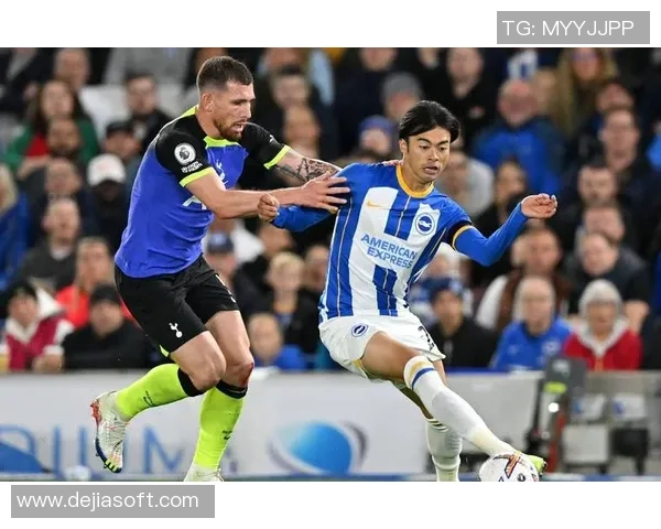 5天过去了，28岁三笘薰仍回绝抱歉，他身旁的黑人小孩也不简单